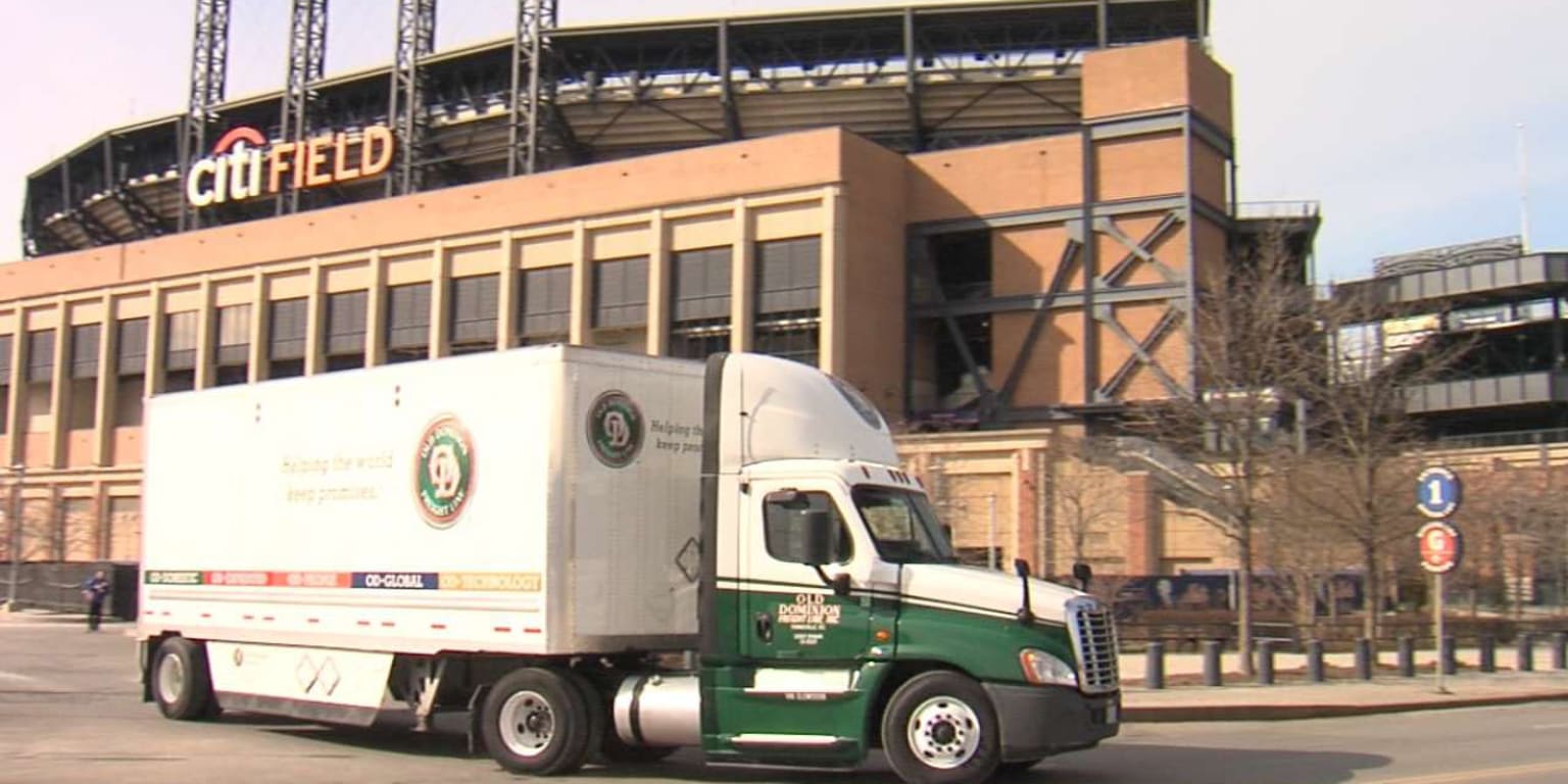 Mets' Spring Training equipment packed into delivery truck - ABC7