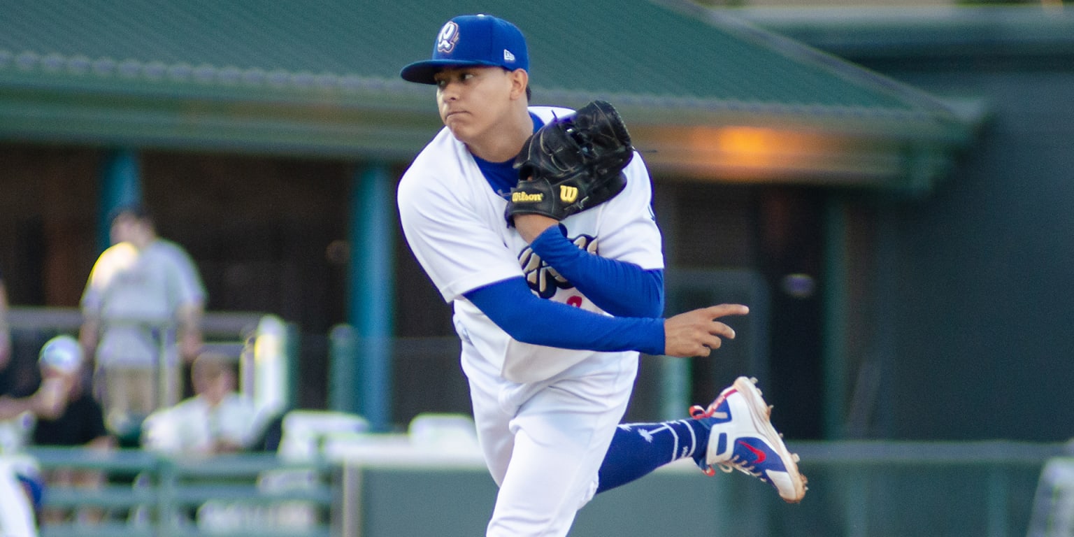 Dodgers prospect Gerardo Carrillo at Rookie Program