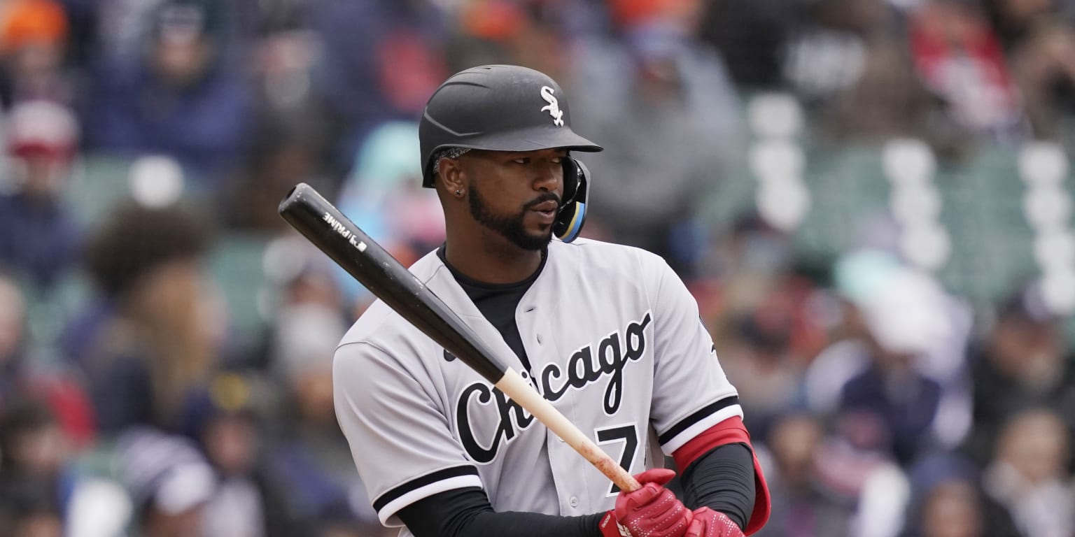 Eloy Jiménez working way back from injury