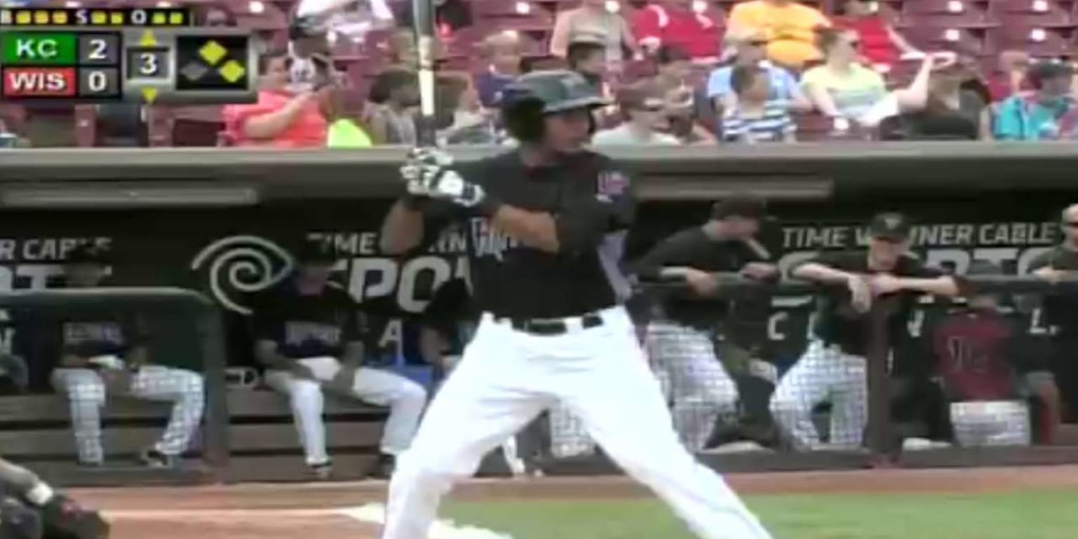 Brewers' Jake Gatewood shifting to third base