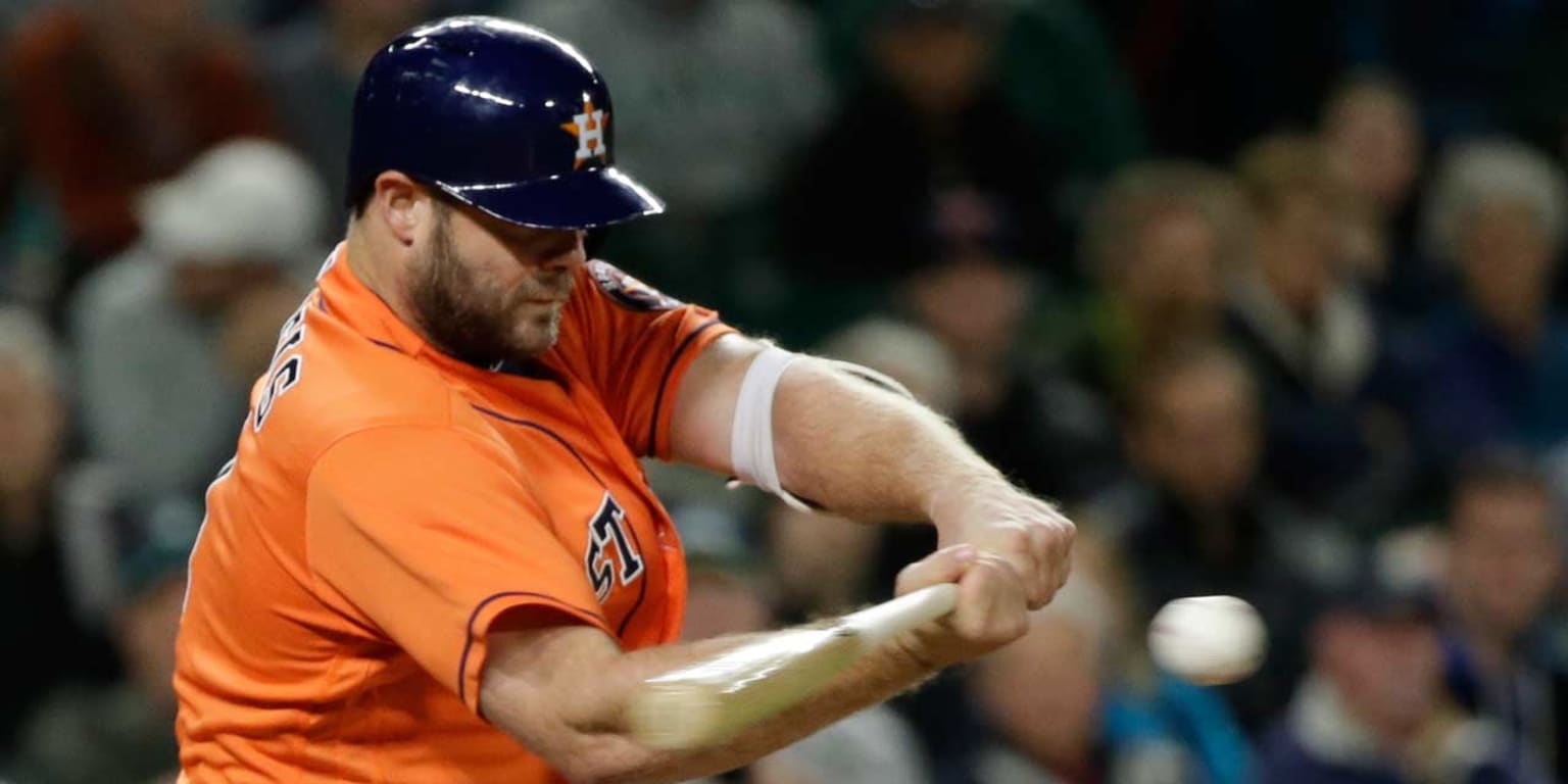 Astros hit with runners in scoring position