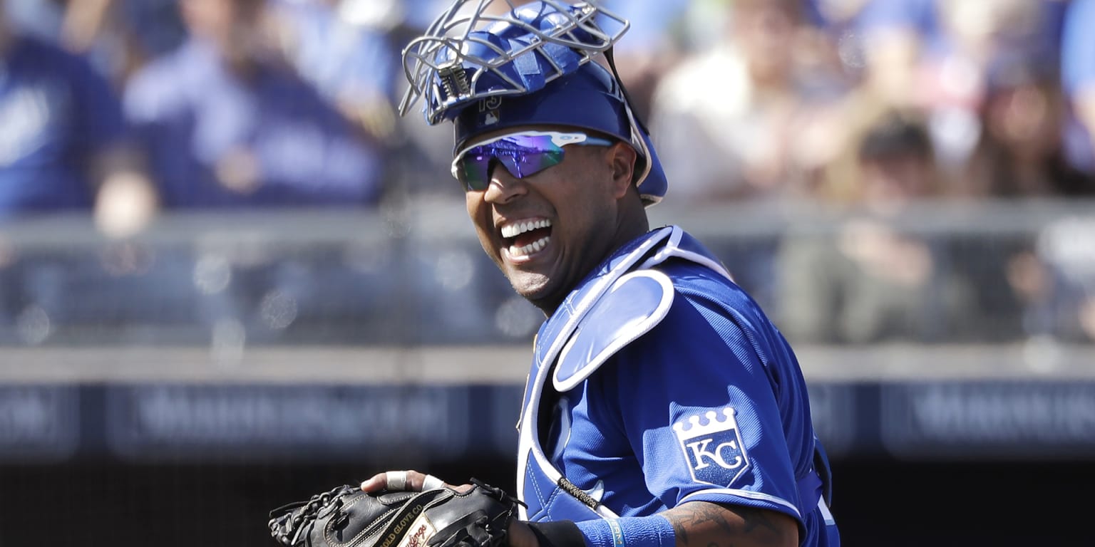 Life after Tommy John surgery: Salvador Perez making the best of a