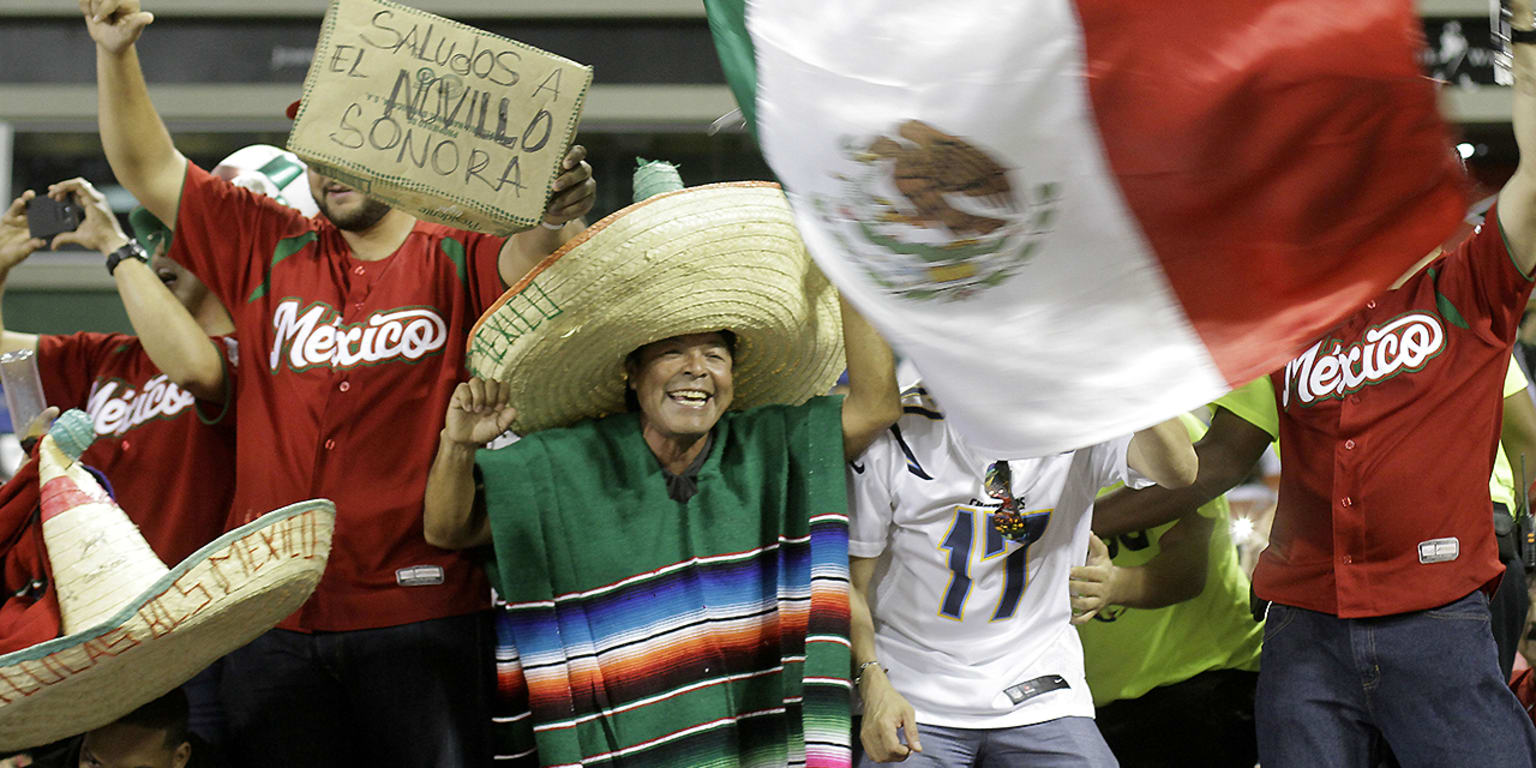 Report: Aaron Sanchez could pitch for Mexico after group stage of WBC