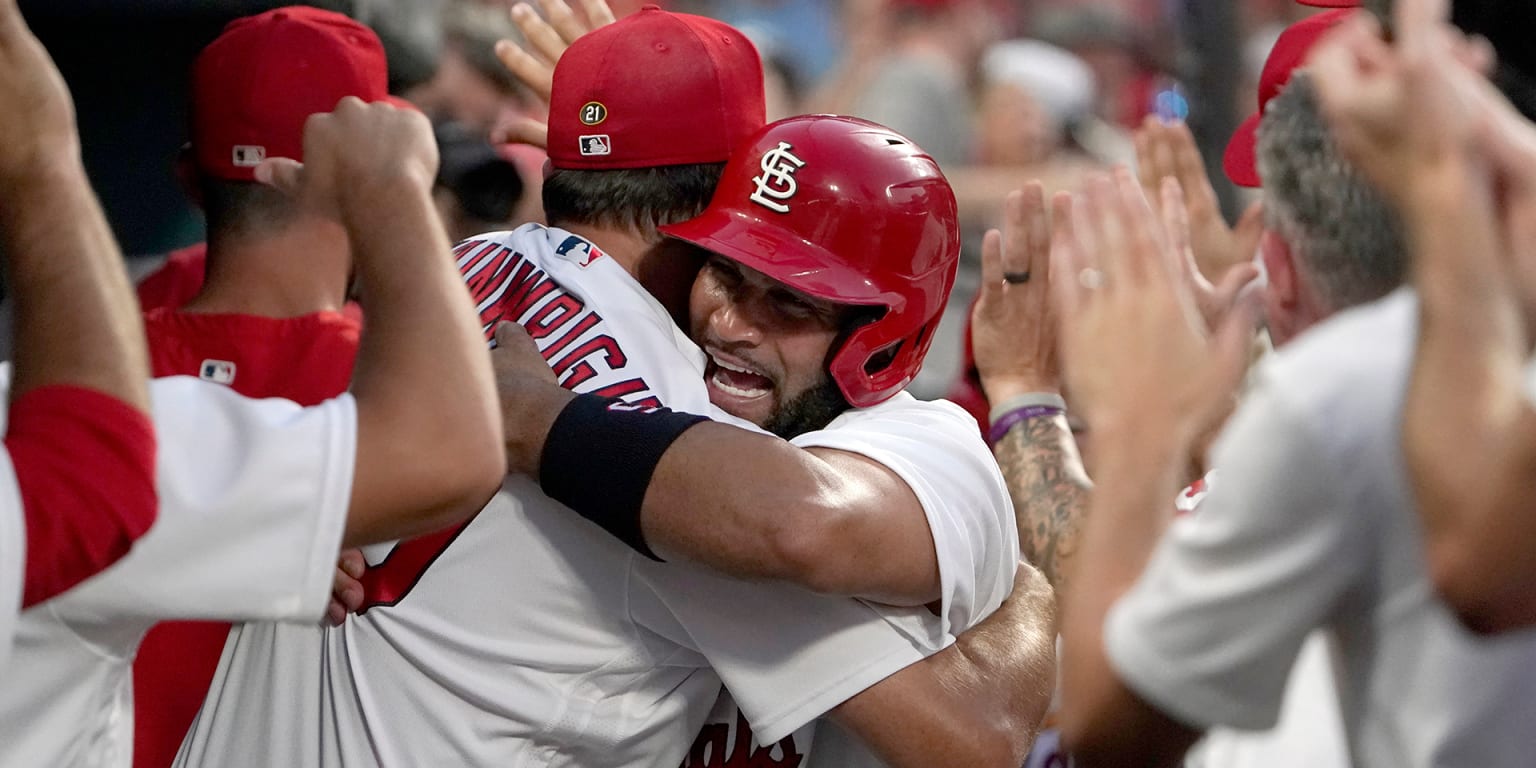 Albert Pujols return: Cardinals, fans celebrate on emotional night in