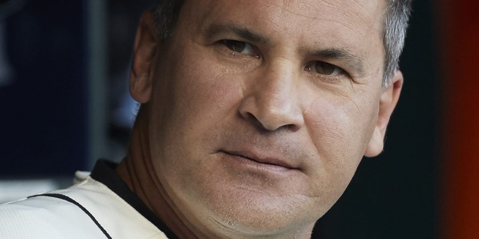 Omar Vizquel&rsquo;s first year managing a success