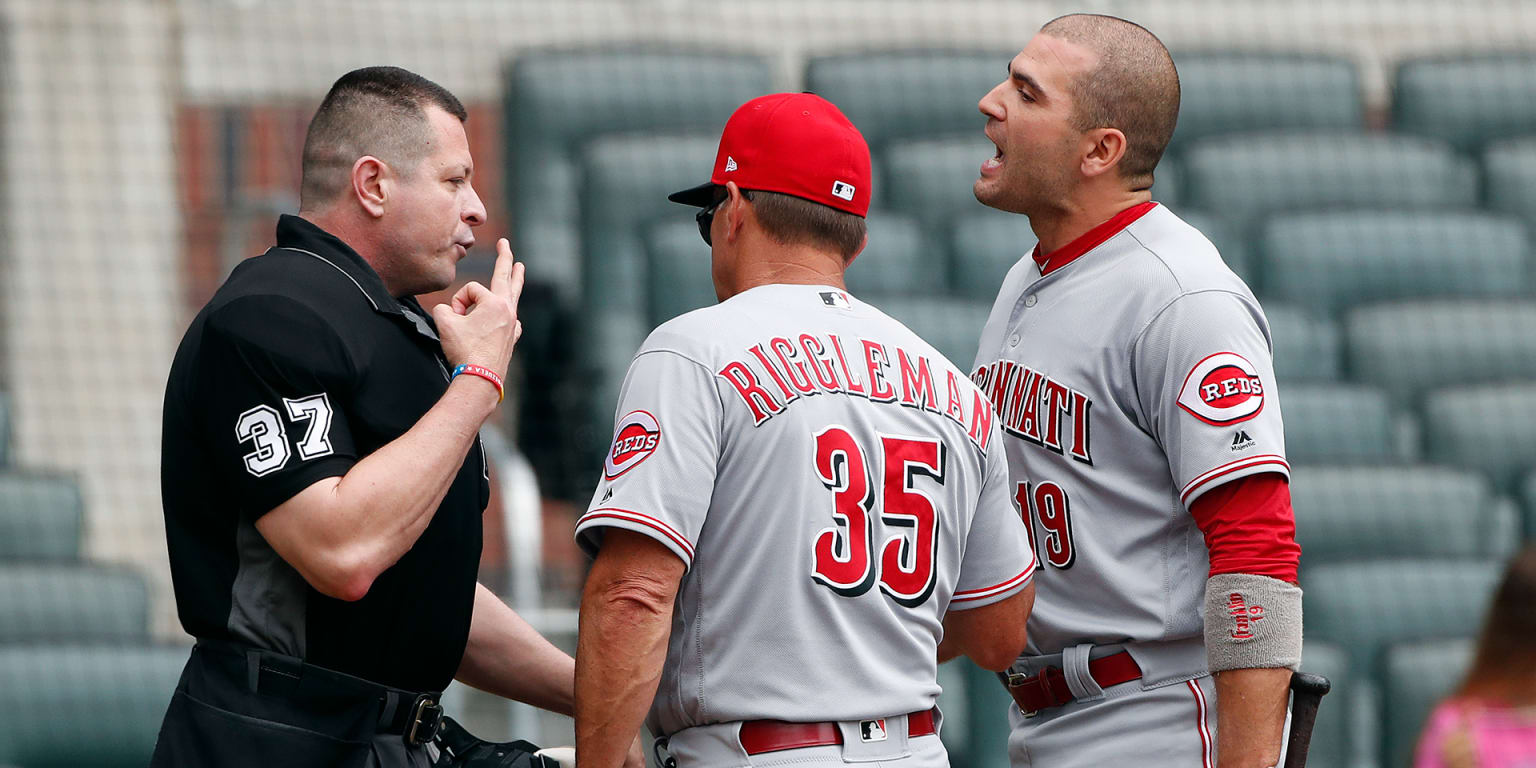 Votto ejected: Reds first baseman thrown out in St. Louis in final