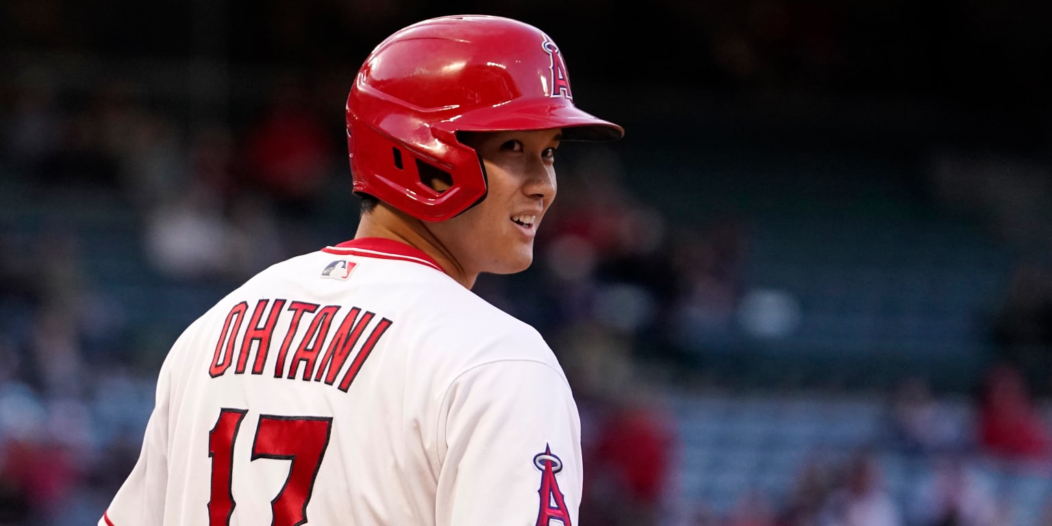 Watch: Ohtani gives bat CPR after slow start to season