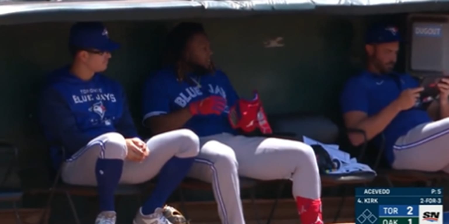 VIDEO: Vlad Guerrero Jr.'s Beastly BP Session Got His Teammates Hyped