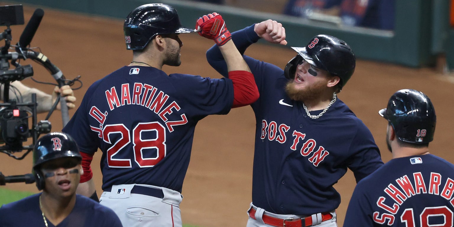 Red Sox OF Hernandez makes playoff history in loss to Astros
