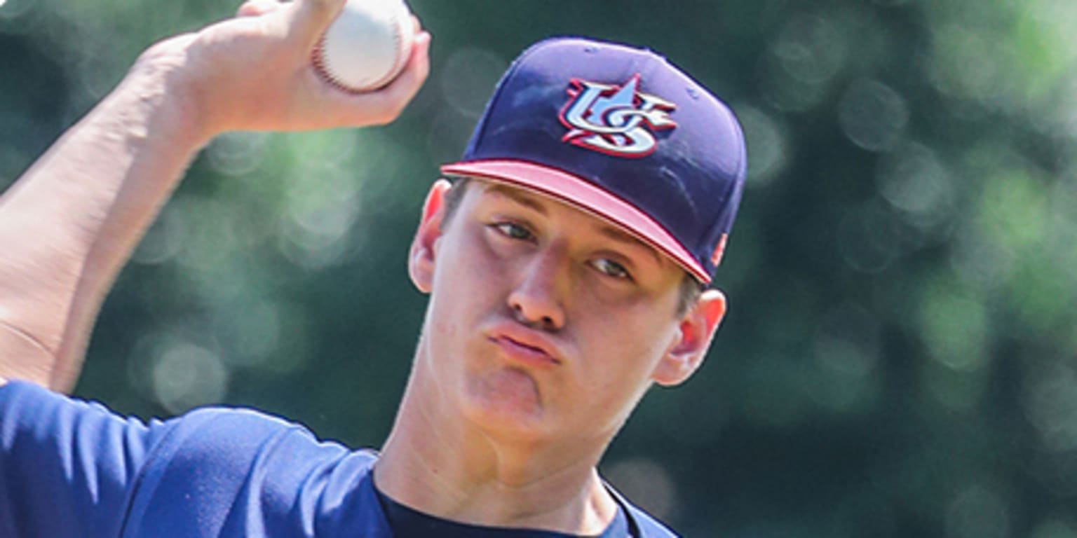 Chicago White Sox select Texas RHP signee Jared Kelley with 47th