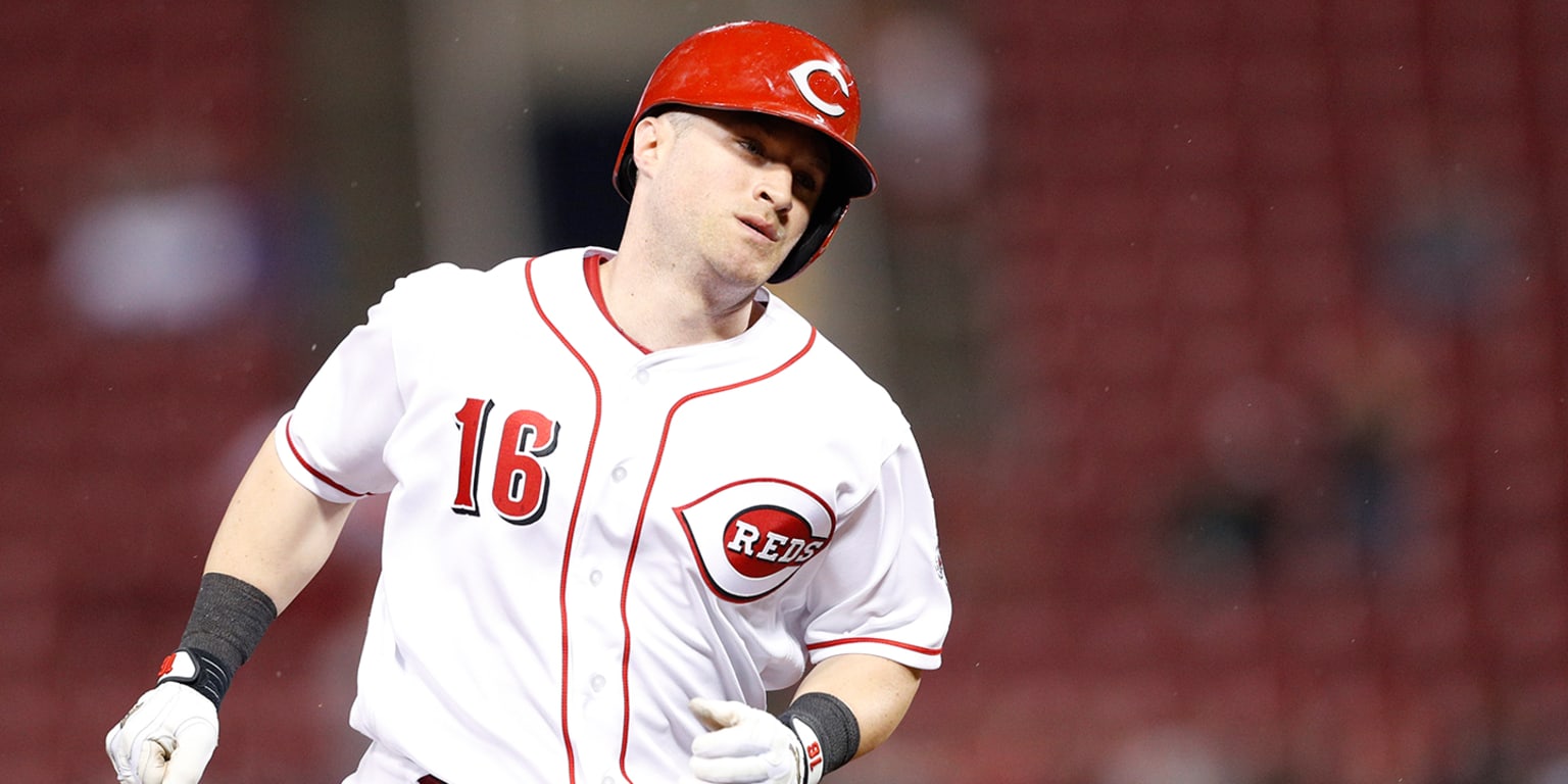 Tucker Barnhart hits first career home run in Reds win