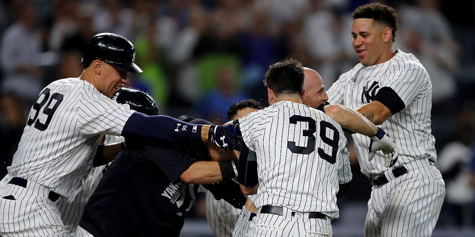 Watch Aaron Judge chip his tooth celebrating Yankees' walk-off win against  Rays