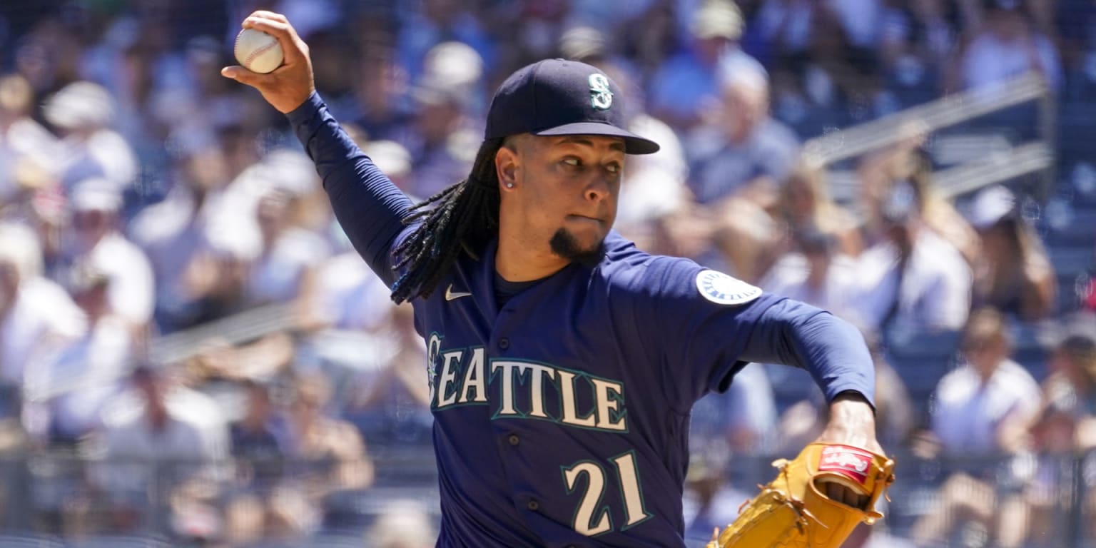 Castillo, early power send Mariners past Cole, Yankees 7-3