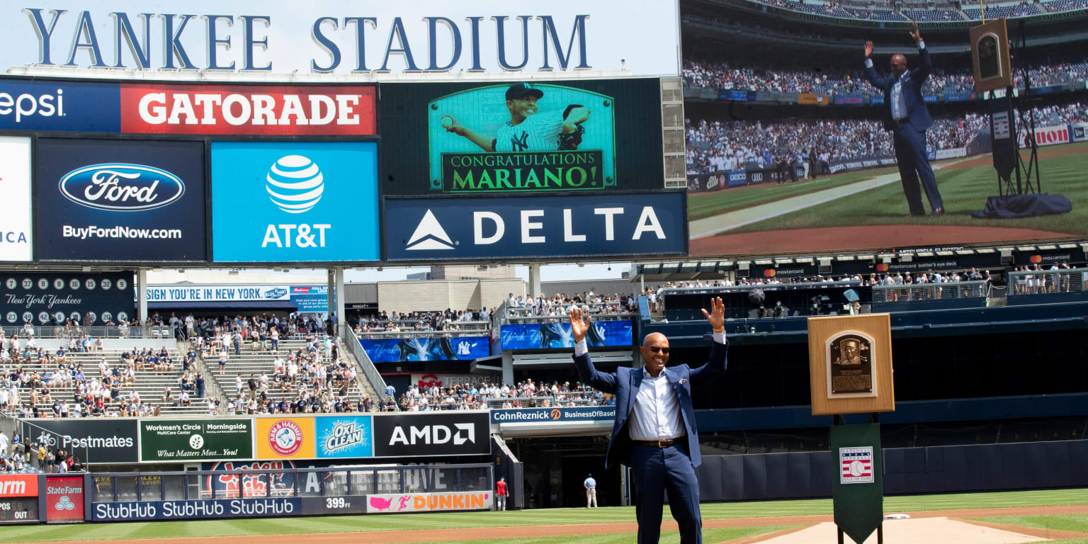 Metallica, former Yankees stars honor Mariano Rivera at Yankee Stadium