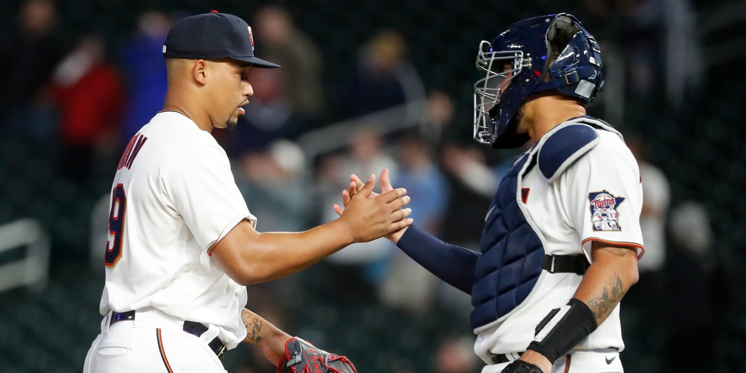 Twins' Jhoan Duran's 104 mph fastball silences Houston Astros bats