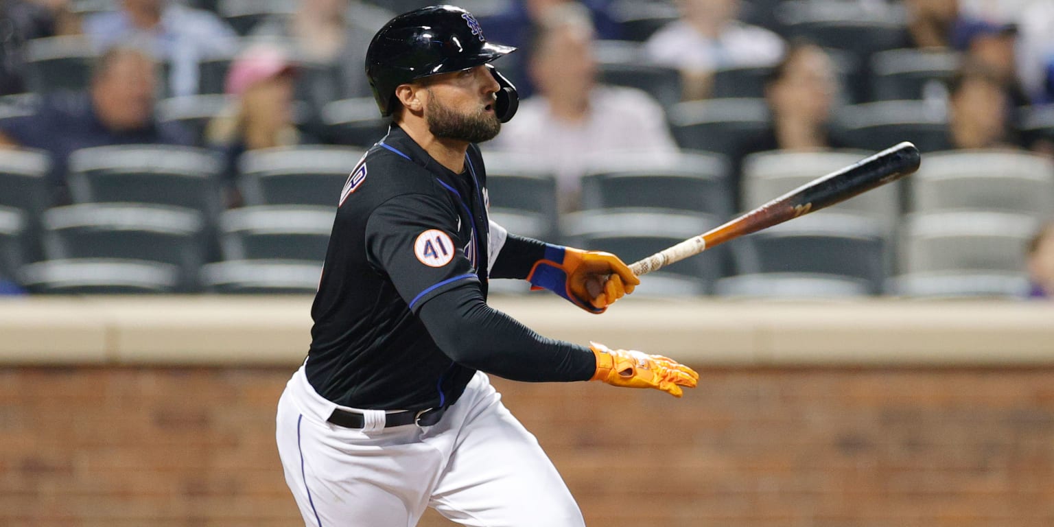 Dodgers: Kevin Pillar Encourages Young Fan Who Had Scary Moment in Batter's  Box - Inside the Dodgers