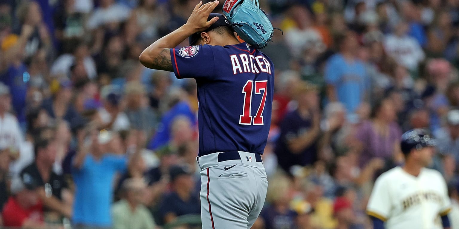 Minnesota Twins sign veteran right-handed pitcher Chris Archer to 1