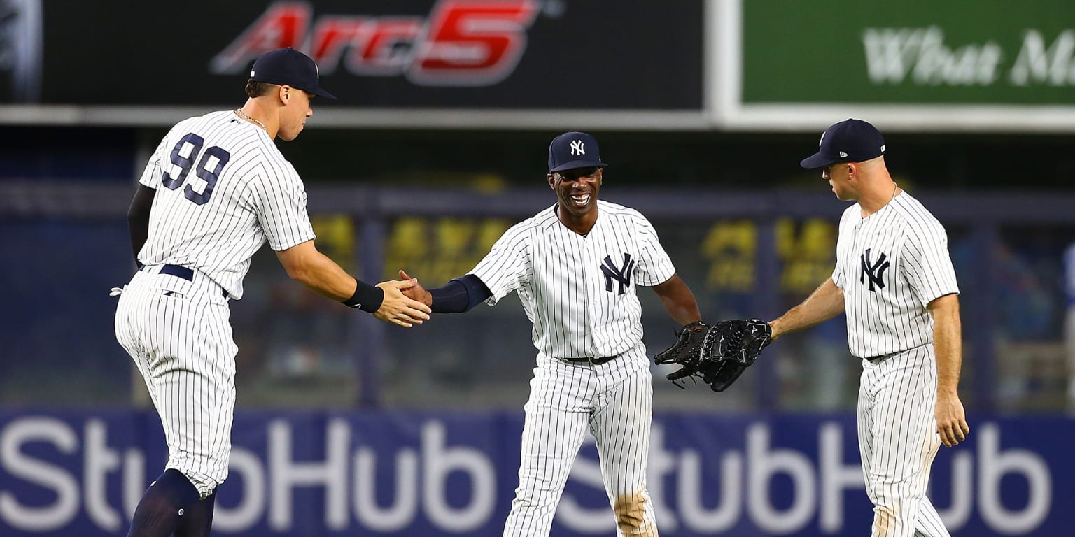 Voit's 4 hits spark streaking Yankees to rout of Twins