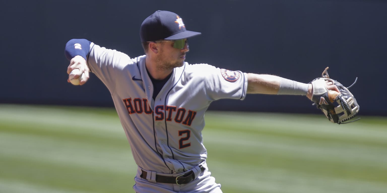 Astros' Alex Bregman on IL with quad strain