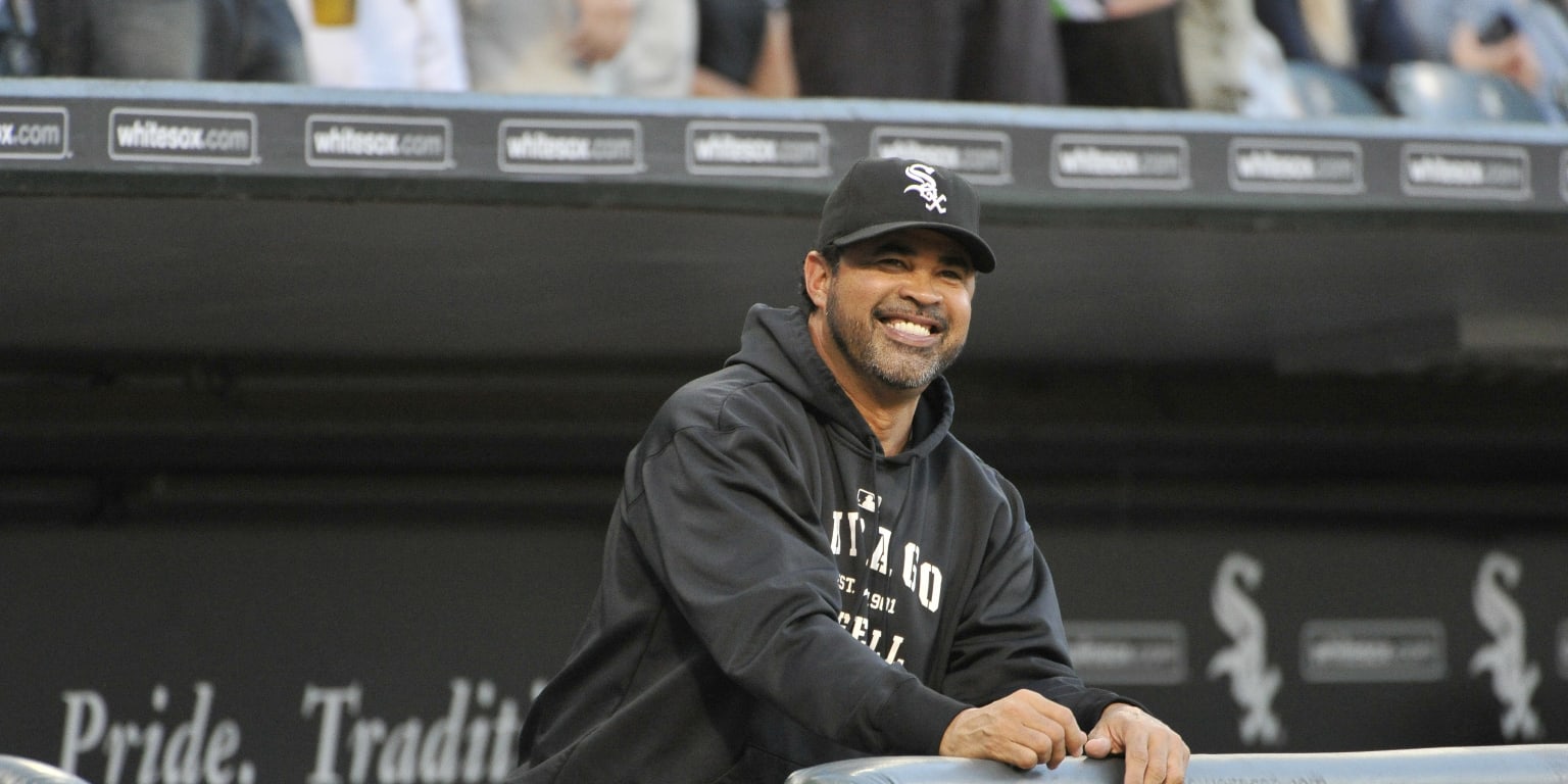 Ozzie teases Papi after a bunt attempt 