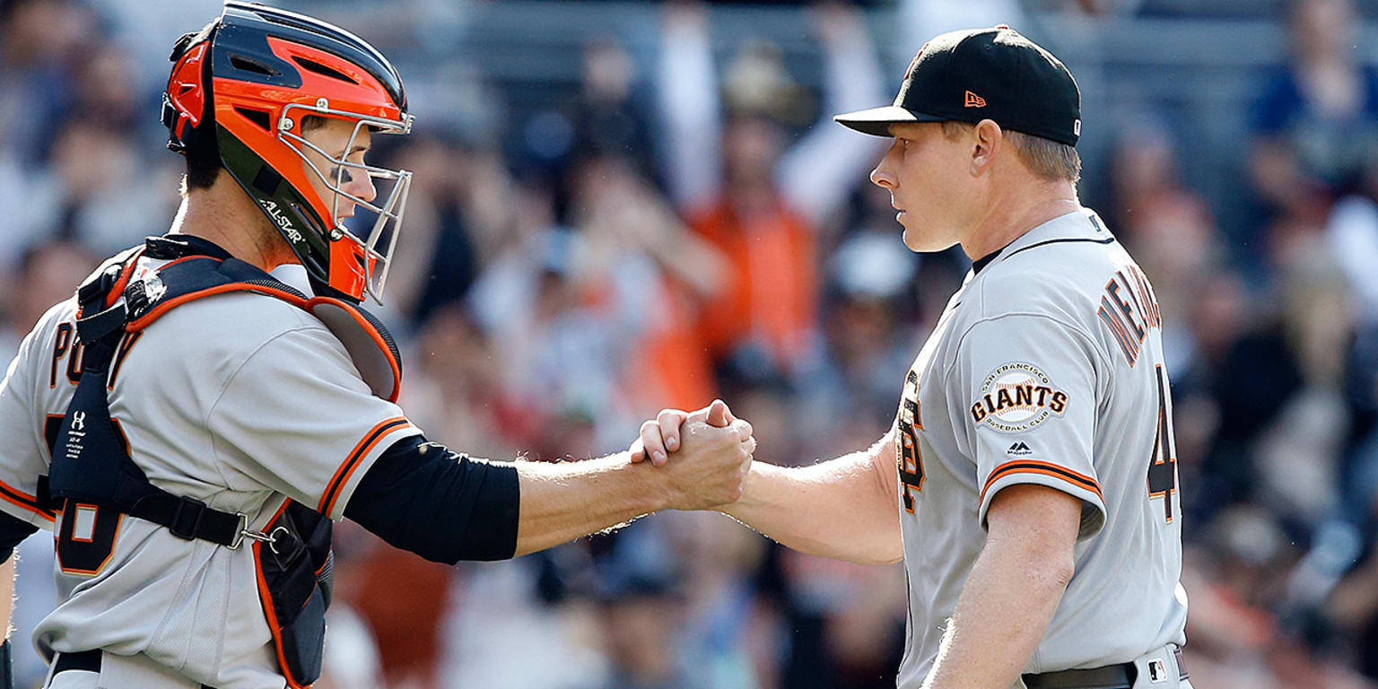 Mark Melancon gets first Giants save