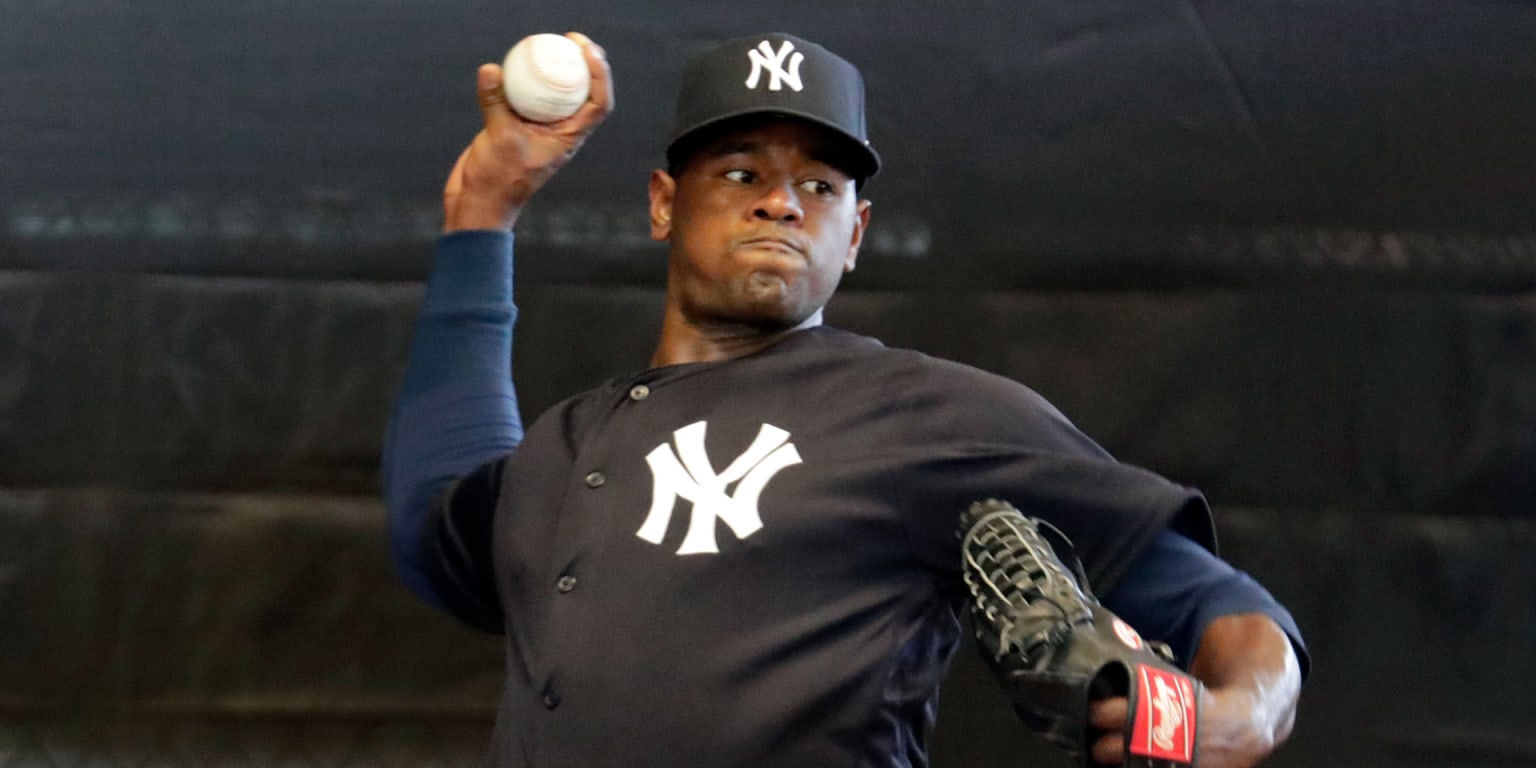 Yankees place reliever Loaisiga on injured list with strained rotator cuff