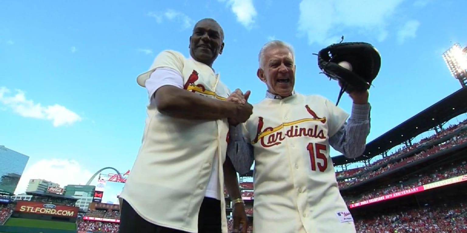 Watch Bob Gibson and Tim McCarver recreate the final out of the ...