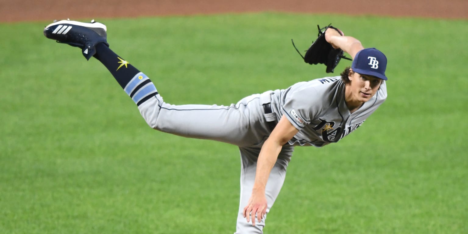 Tyler Glasnow gets back on the mound, leads Rays to welcomed win