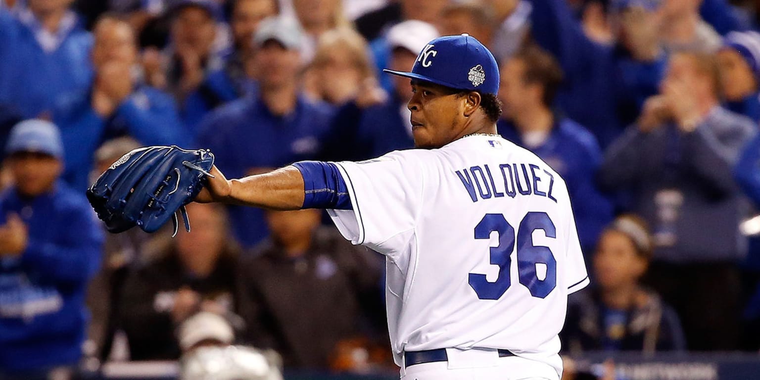 Royals pitcher Edinson Volquez loses father before taking mound