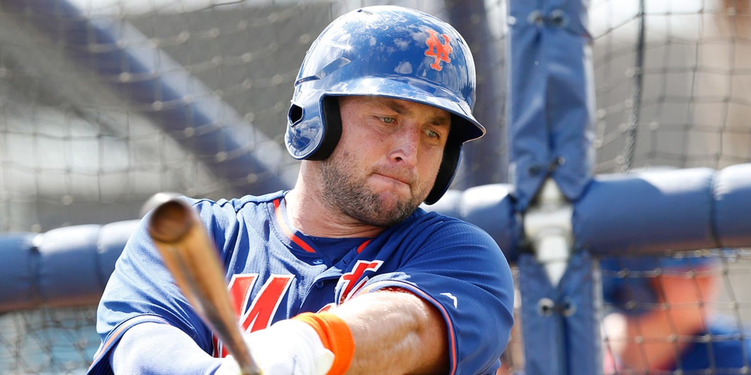 Tim Tebow draws crowds to Arizona Fall League