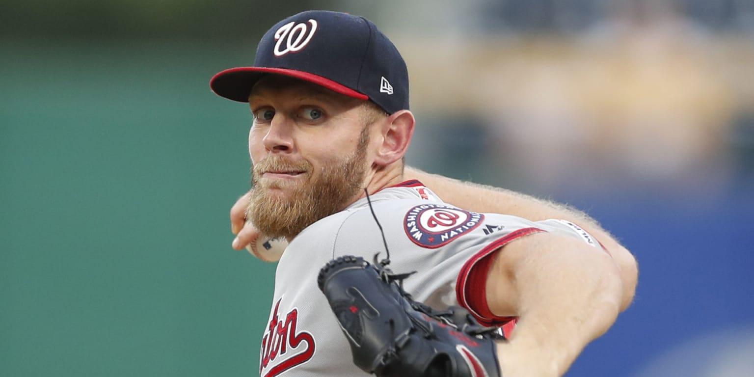 Stephen Strasburg throws seven shutout innings in loss