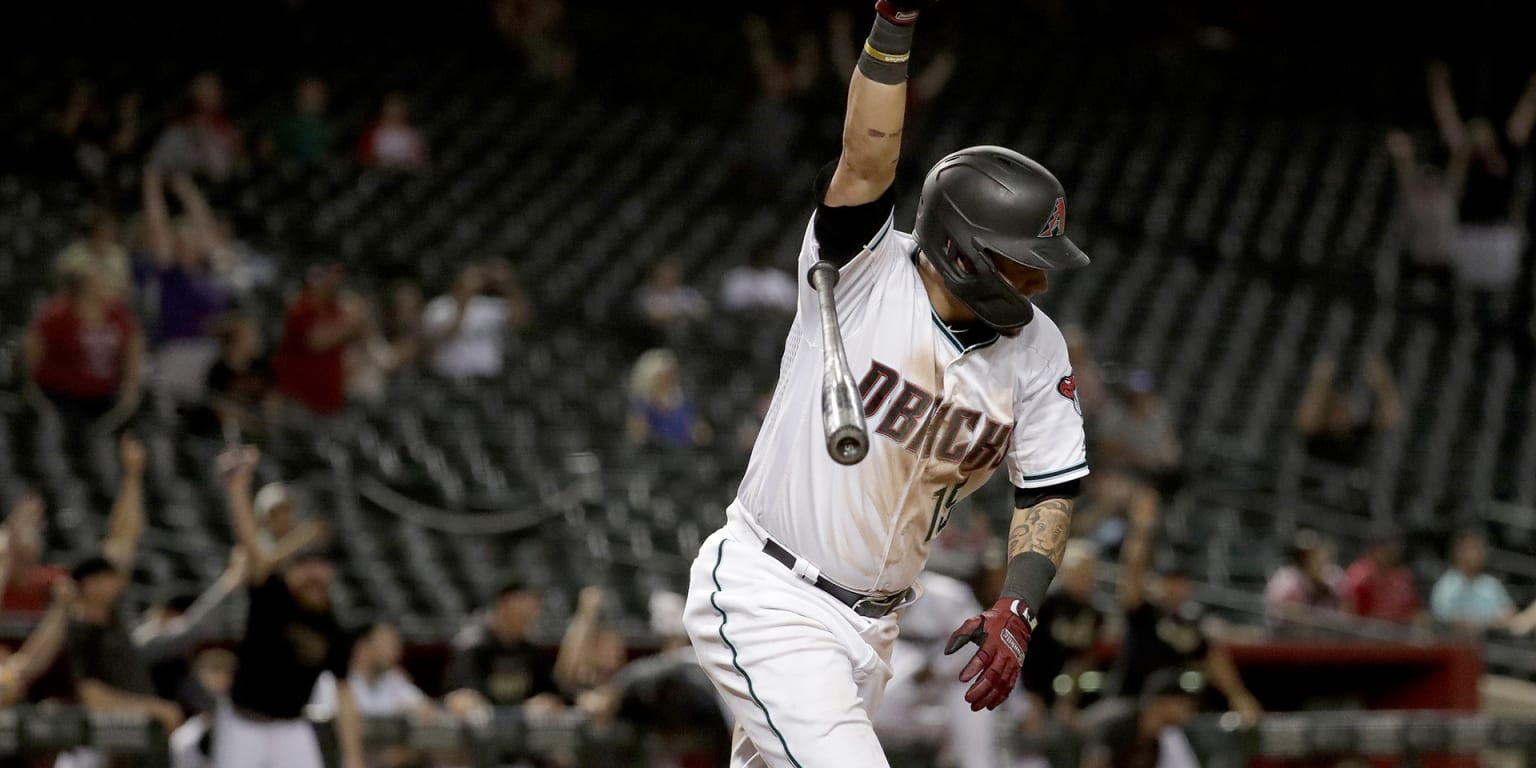 Ildemaro Vargas lifts D-backs to 19-inning win