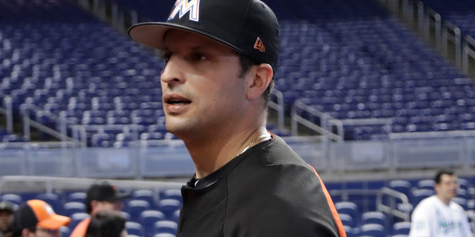 Marlins activate Martin Prado from DL
