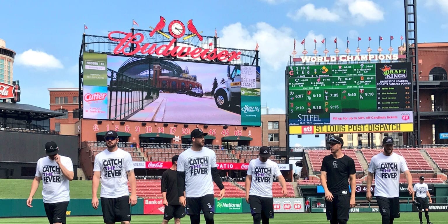 Colorado Rockies Catch The Fever Vintage T-Shirt By The Game! Nice!