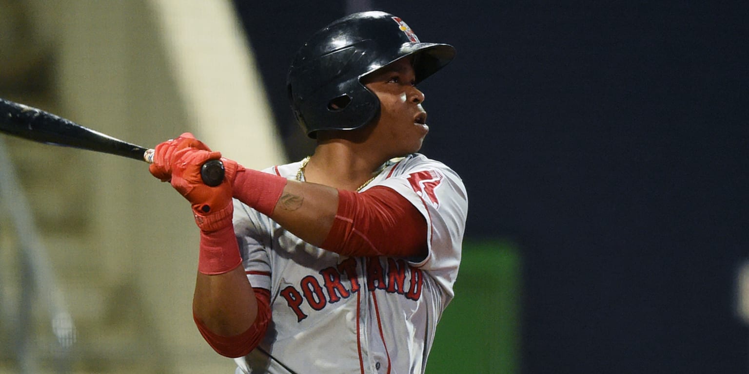 MLB Network on X: 🚨 HUGE DEAL FOR RAFAEL DEVERS 🚨 The star 3B has  reportedly agreed to an 11-year contract extension with the #RedSox, set to  begin in 2024.  /