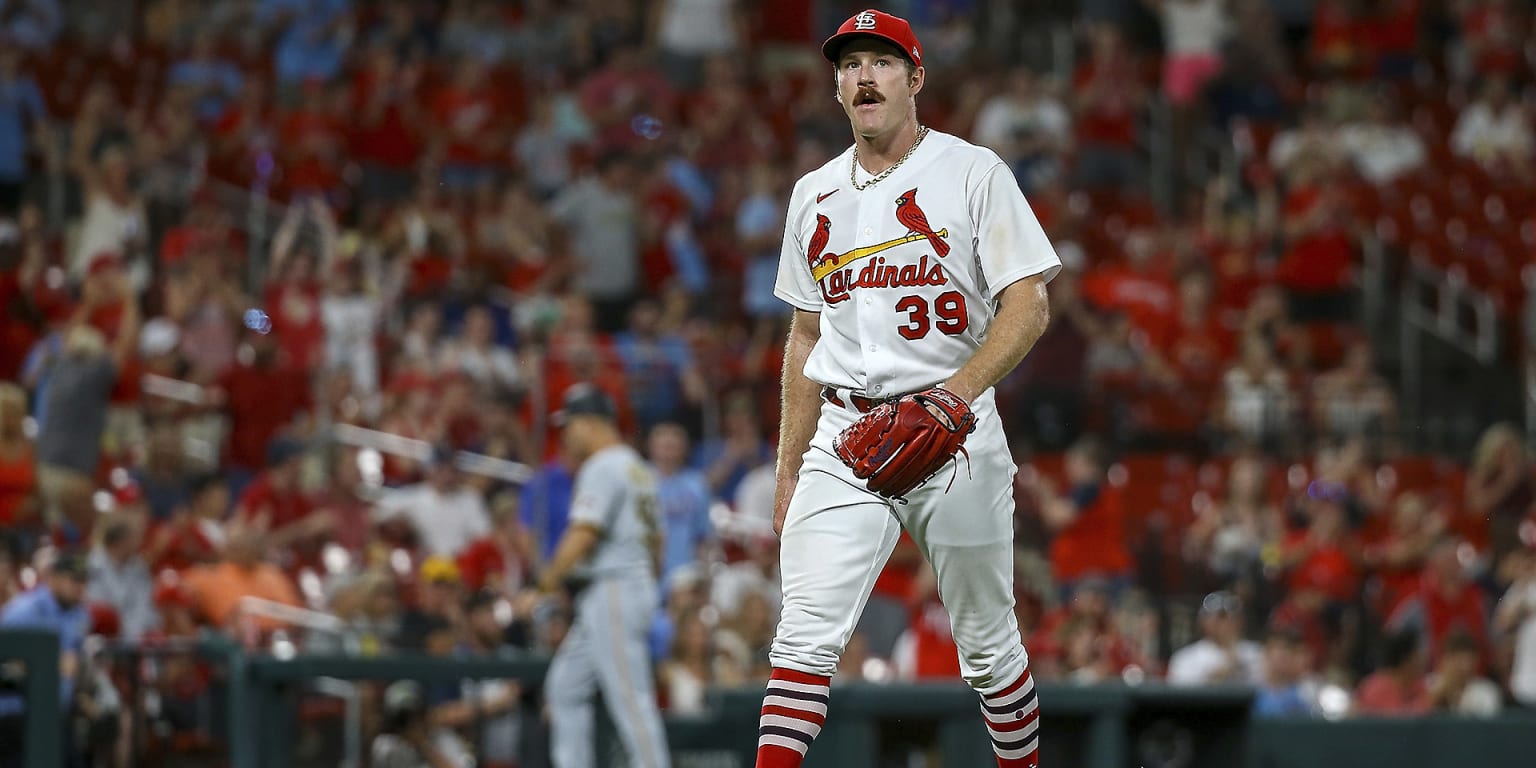 Miles Mikolas and Harrison Bader talk about losing no-hitter with