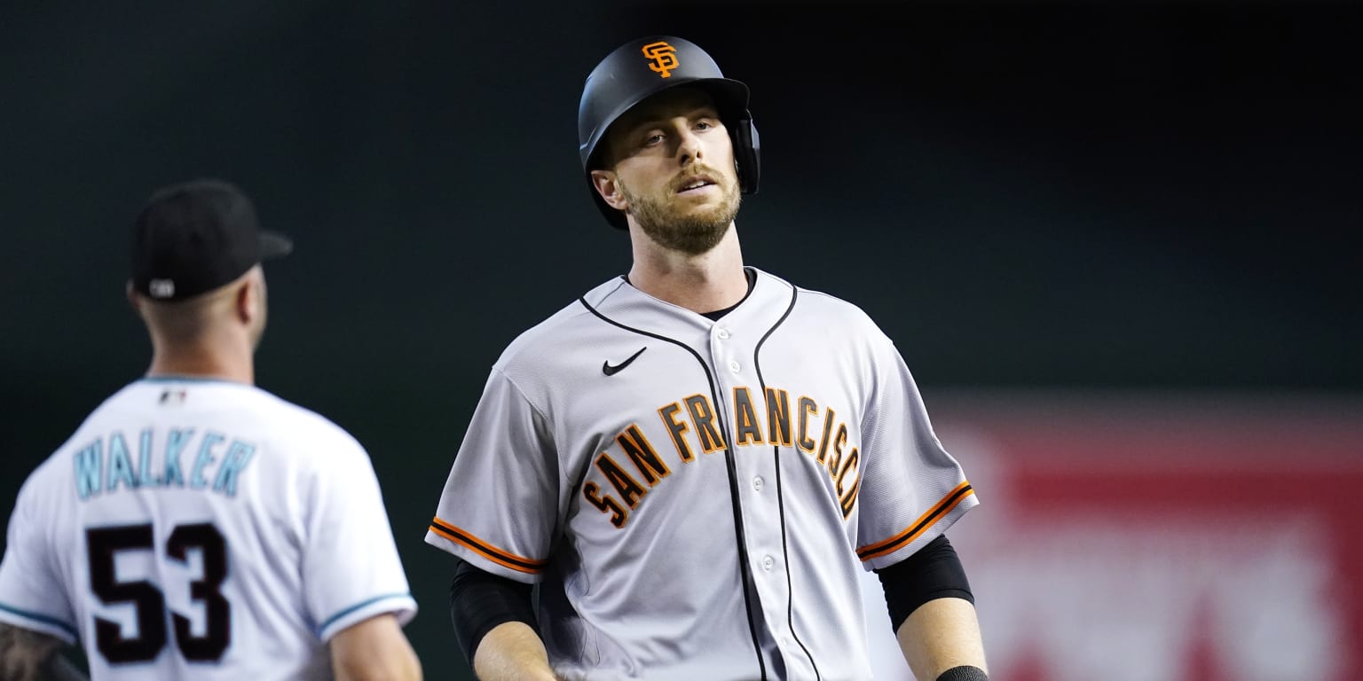 Giants place Brandon Belt on IL with knee inflammation