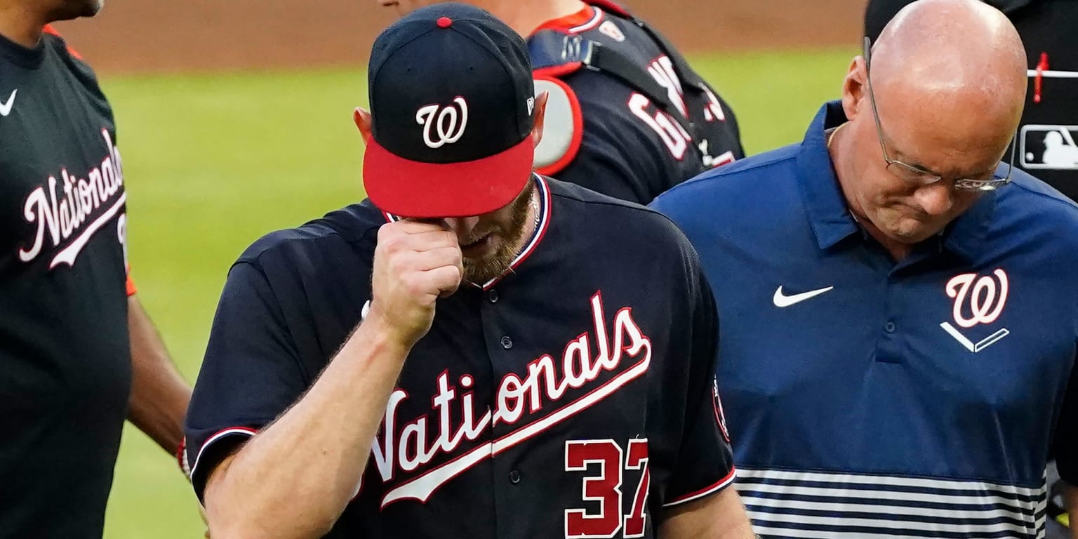 Nats put Strasburg on DL with stiff neck