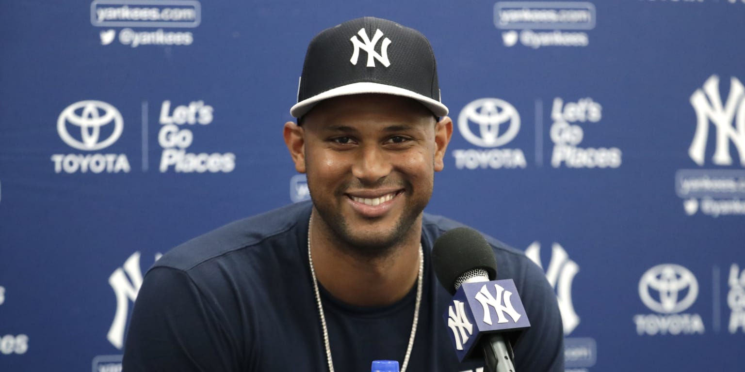 Yankees Secure Aaron Hicks With 7-Year, $70 Million Deal - The New