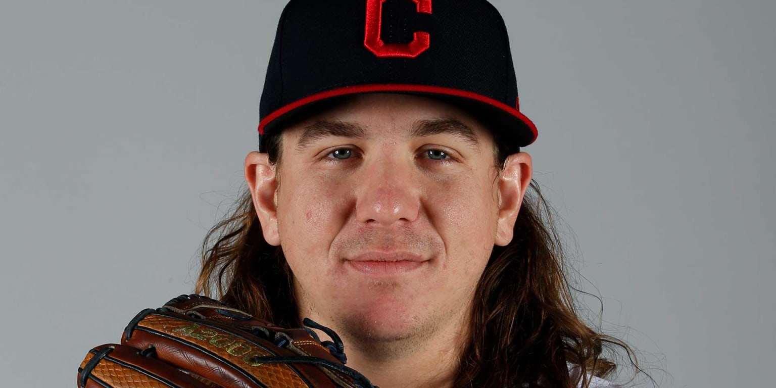 Mike Clevinger knee injury rehab update