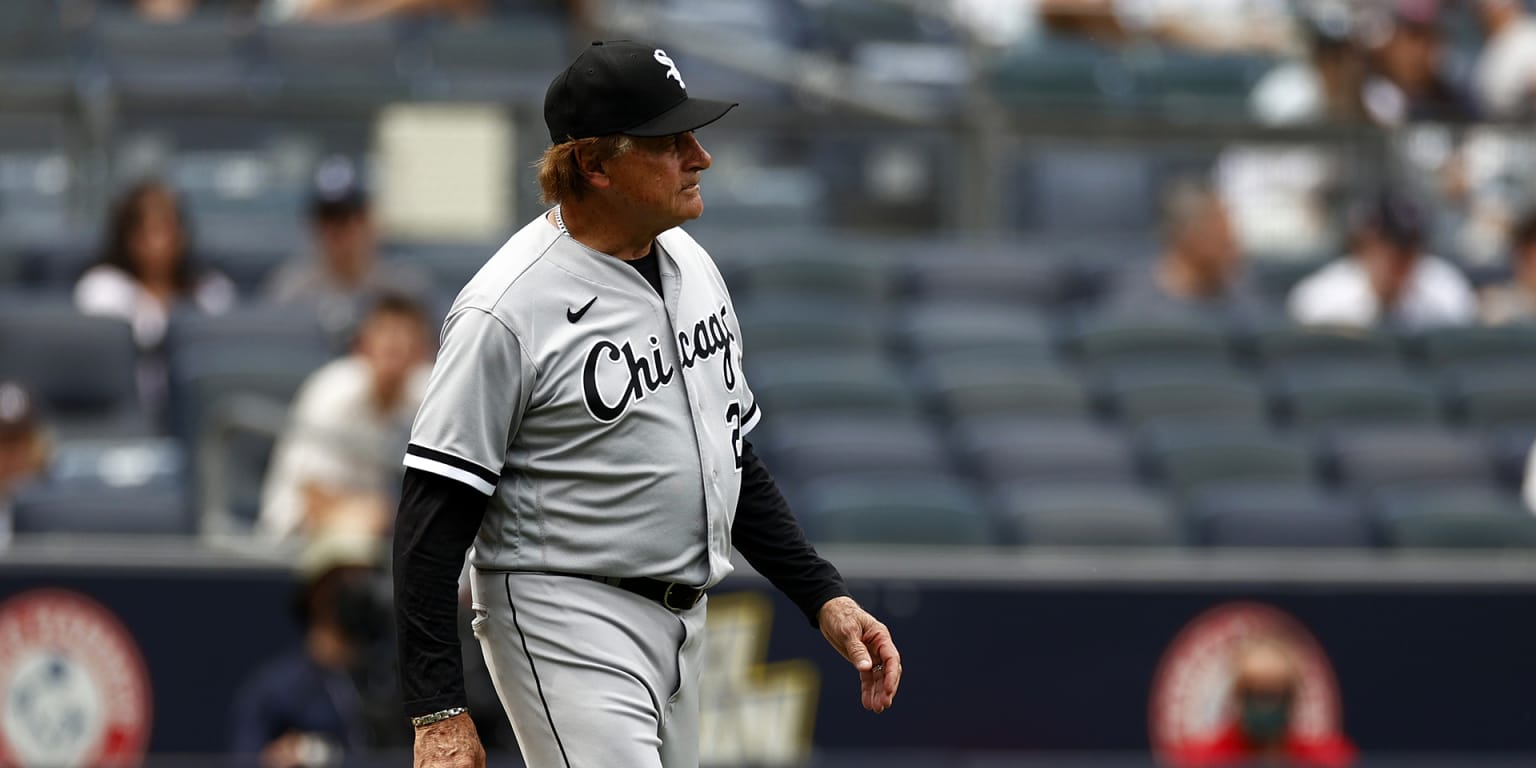 Who should manage White Sox in 2023 if La Russa doesn't return