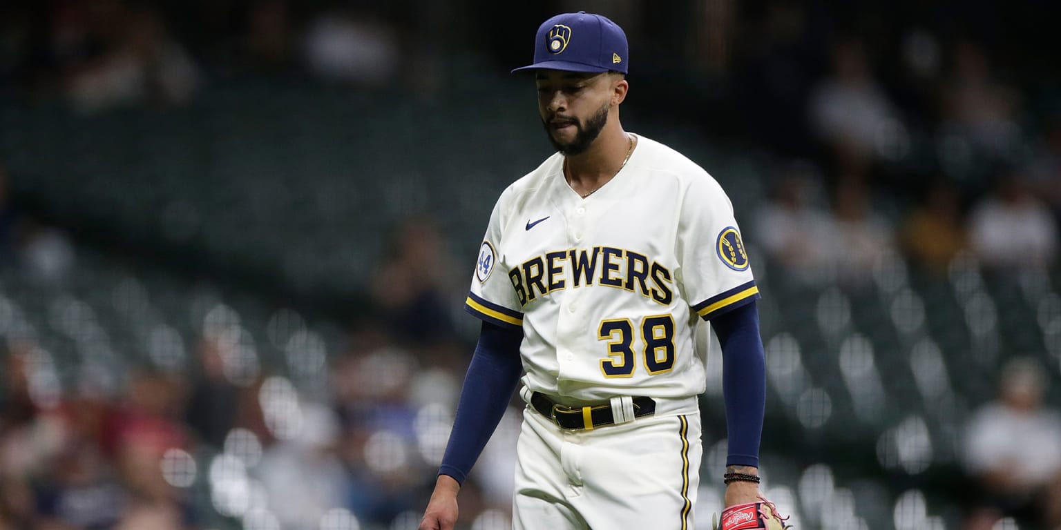 Brewers' Devin Williams breaks hand punching wall, MLB playoffs unlikely