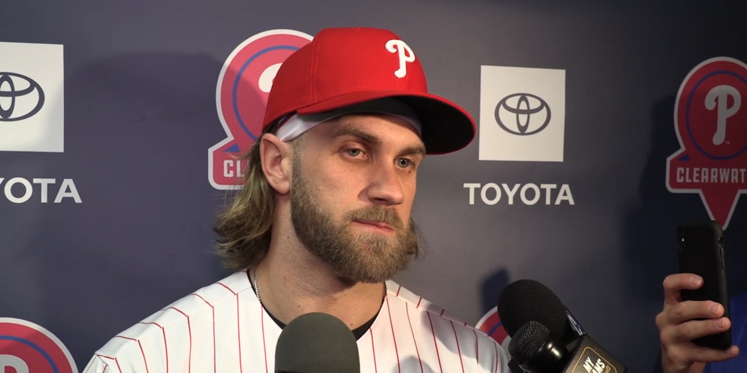 Bryce Harper arrives at Phillies Spring Training