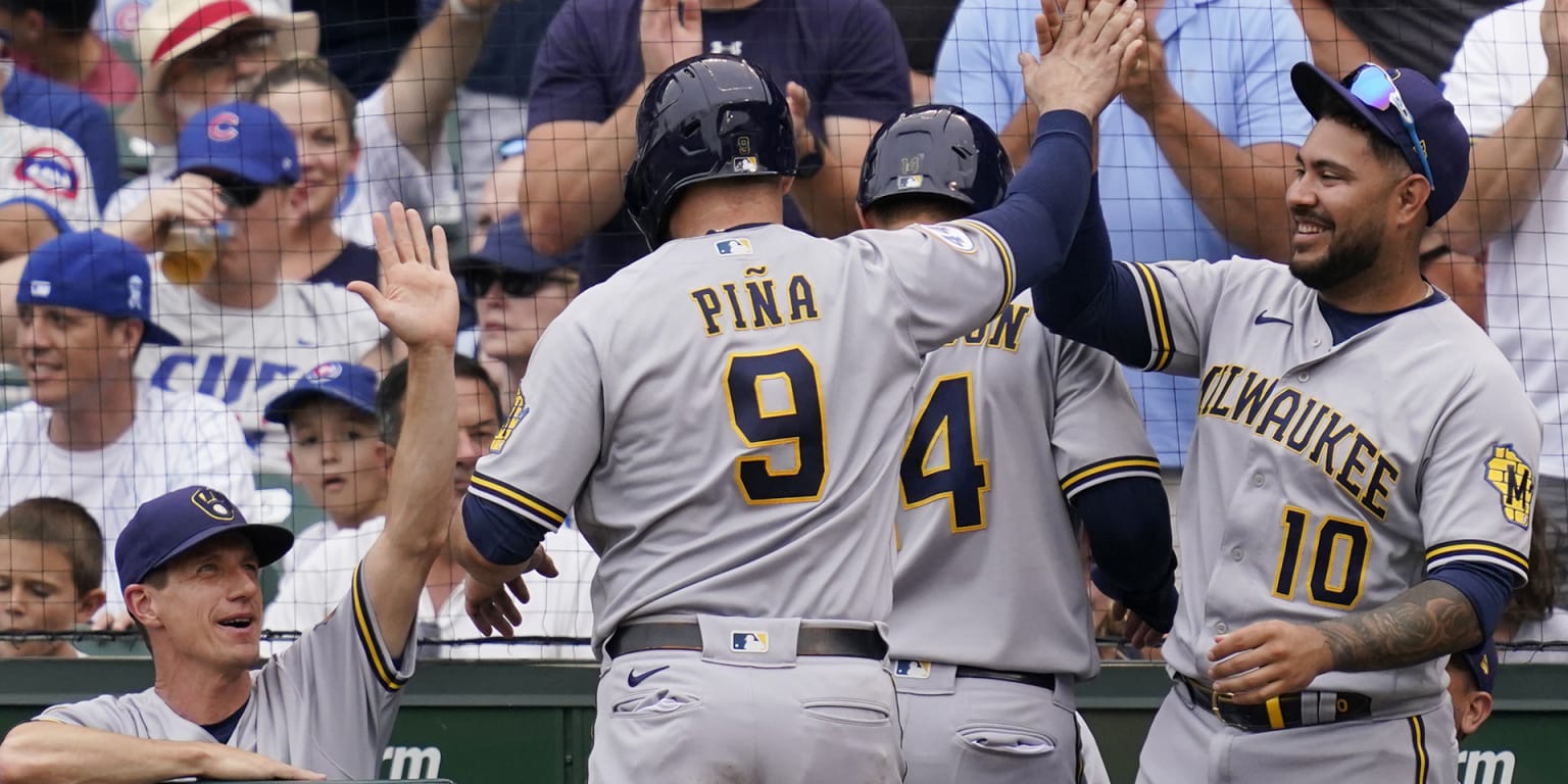 Brewers sweep Cubs, win 70th game