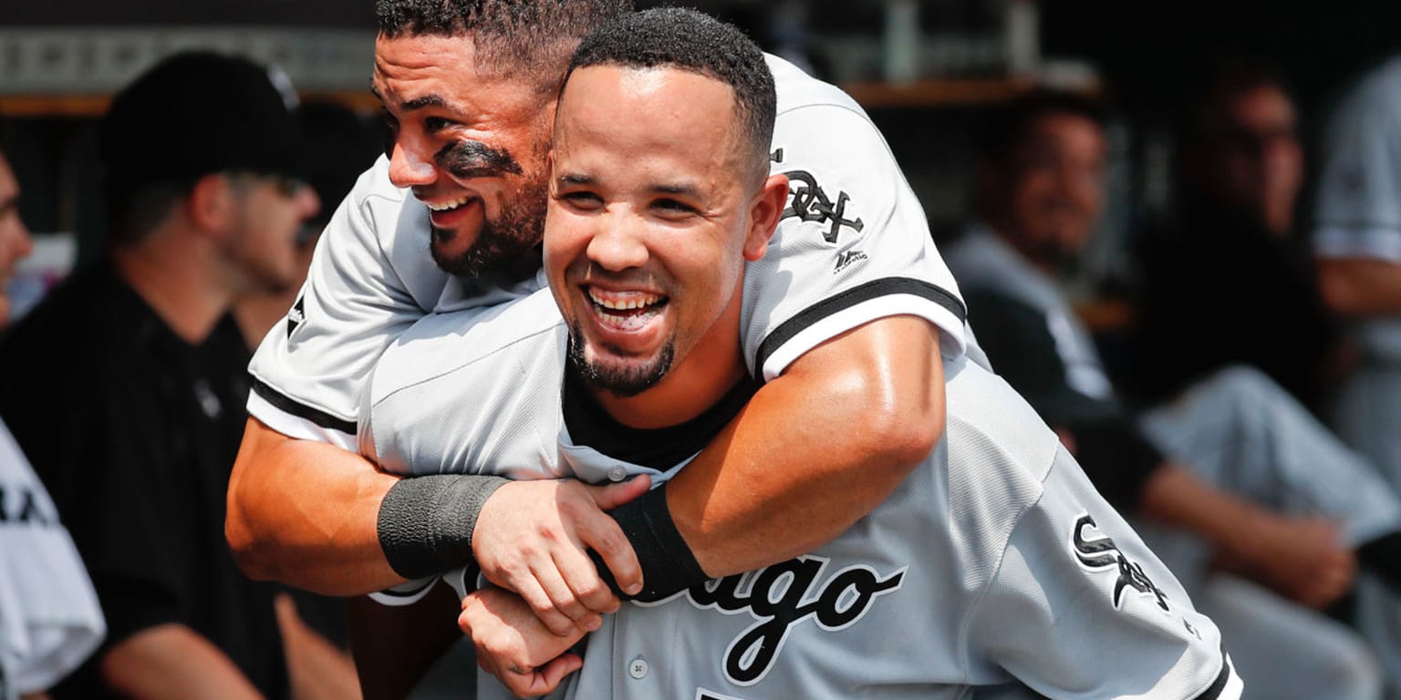 Chuck Garfien on X: Jose Abreu's son Dariel wearing a Jose Abreu jersey,  getting ready to watch his dad play tonight.  / X