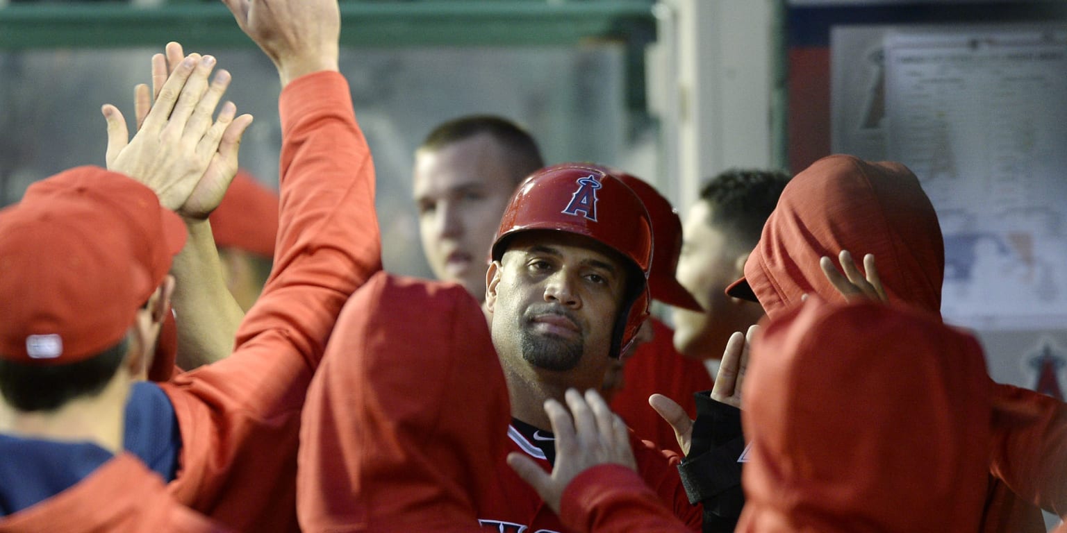 Albert Pujols Cada Vez Más Arriba En La Lista De Jonrones