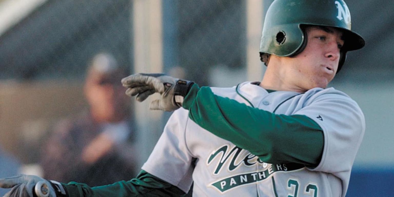 Tim Tebow shows off baseball skills, some scouts say he'll likely