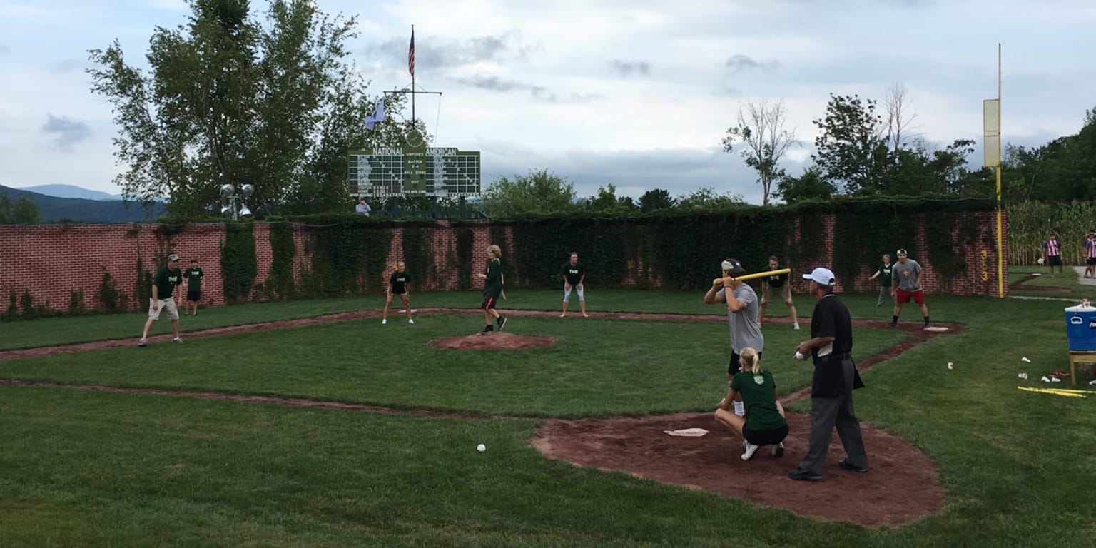 Travis Roy Foundation Hosts Wiffle Ball Event