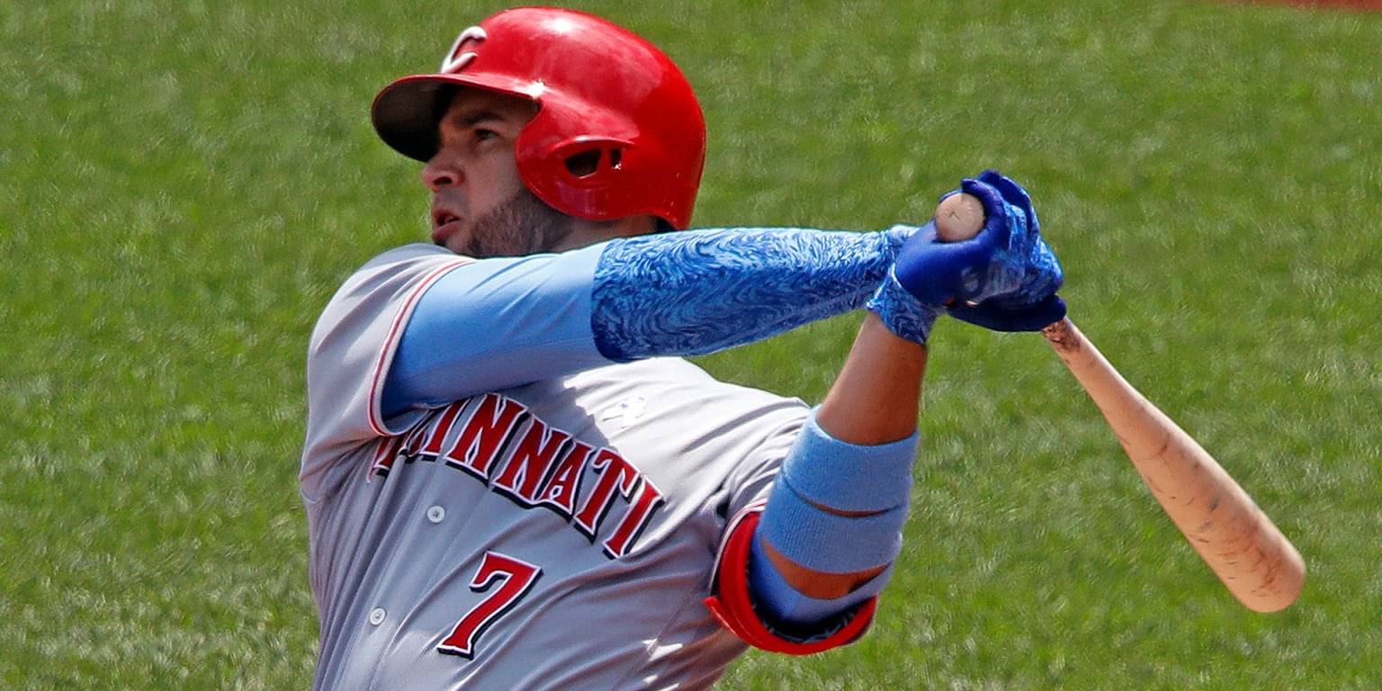 Eugenio Suarez feeling good in two-hole for Reds 