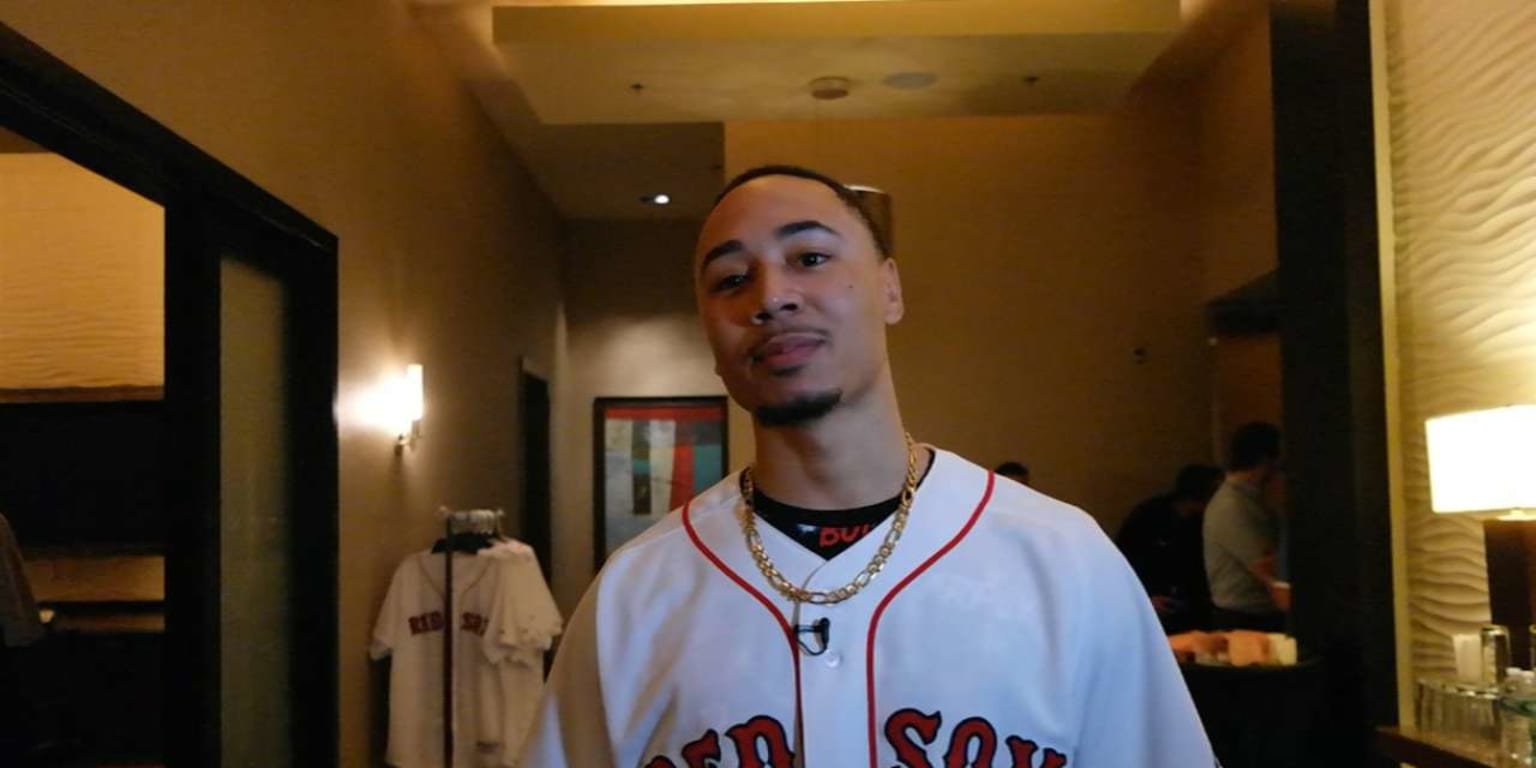 Mookie Betts is scared of rust and thinks he looks like T-Rex